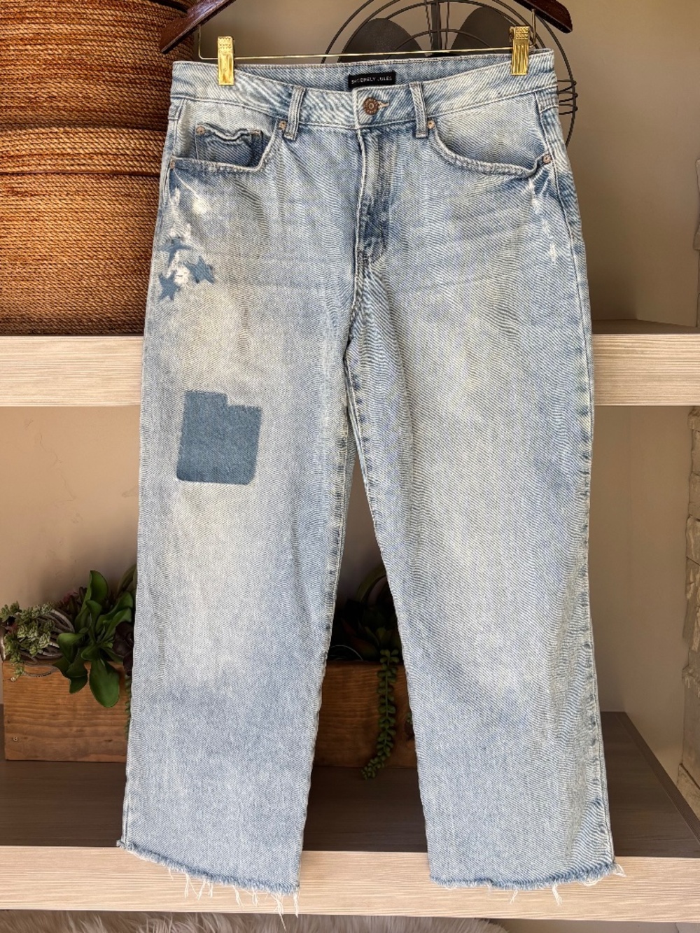 Sincerely Jules Baggy Cropped Distressed Denim Patches W 9/29